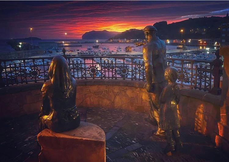 Torrontero Con Vistas Al Mar Apartment Bermeo Luaran gambar