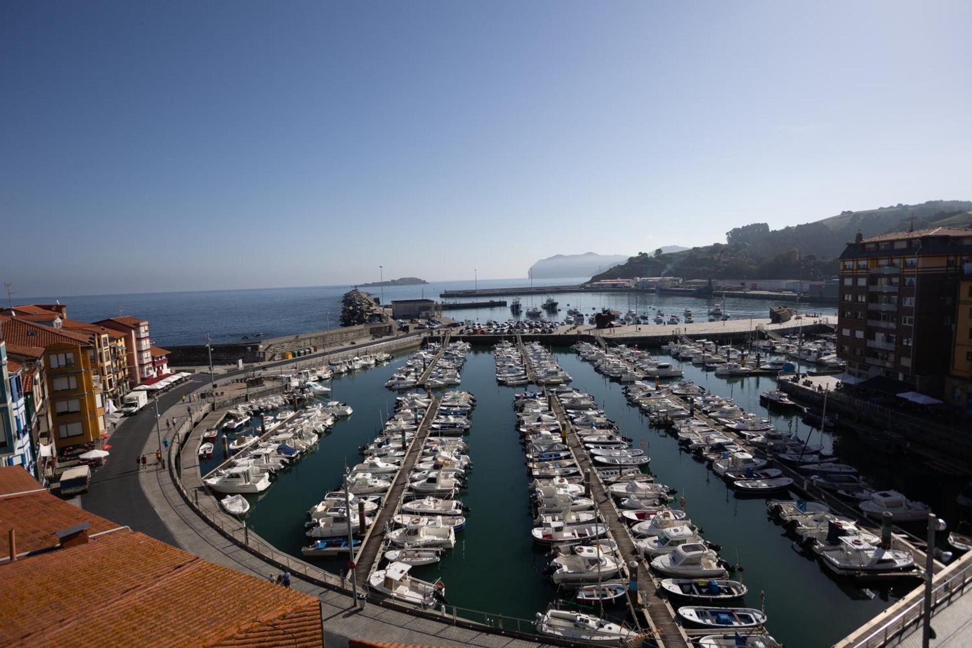 Torrontero Con Vistas Al Mar Apartment Bermeo Luaran gambar